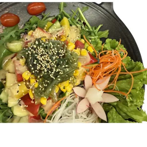 10 - Gemischter Salat mit Sesam in Süß-Sauer Soße