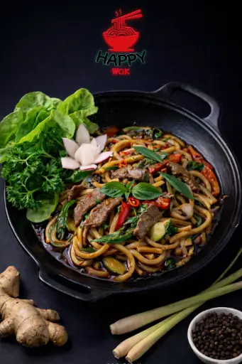 91-Udon Chili-Udon mit Gebratenes Rindfleish ,Gemüse und Chilisauce